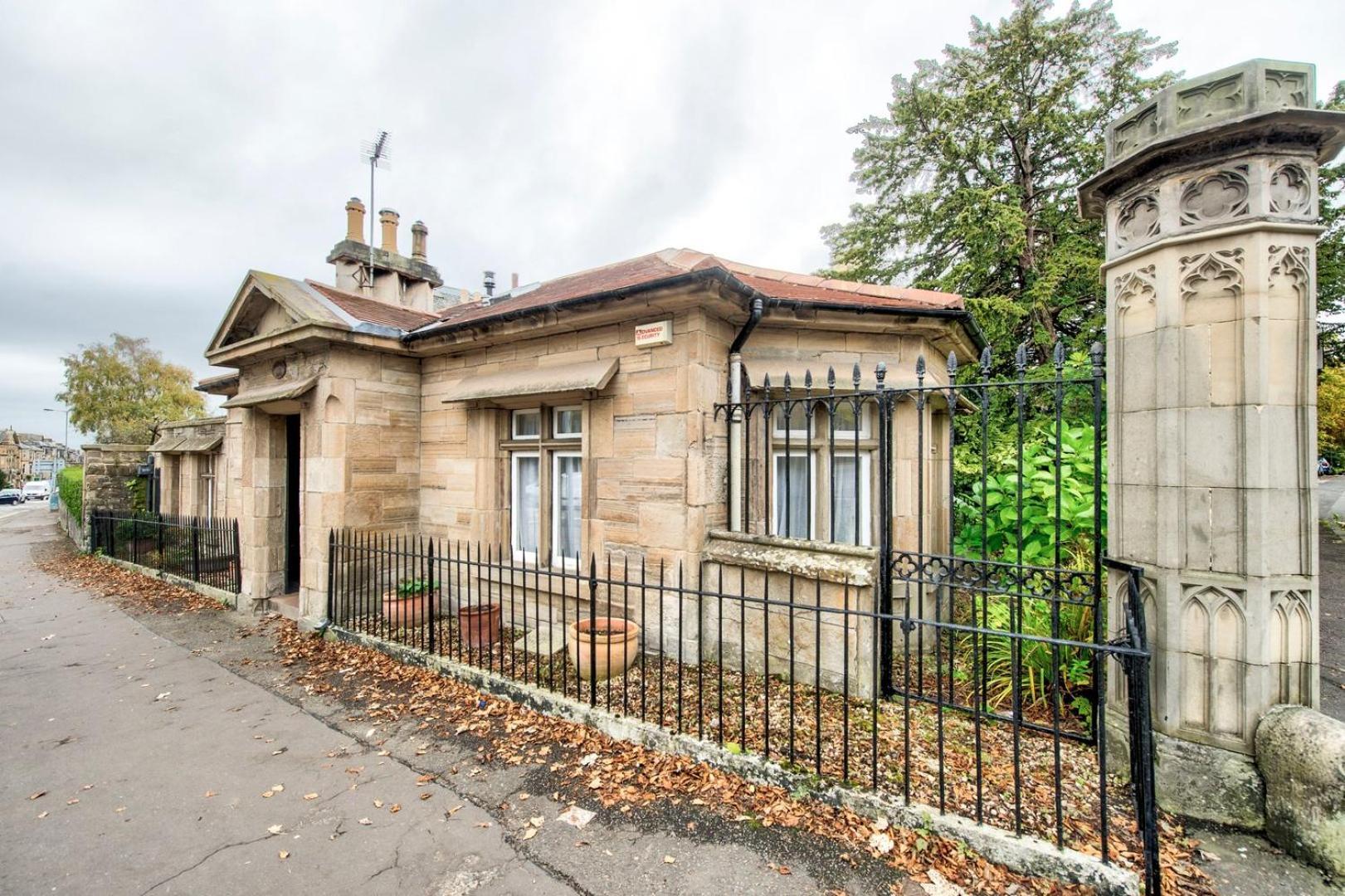 Guestready - Classic Charm Near Holyrood Park Édimbourg Extérieur photo
