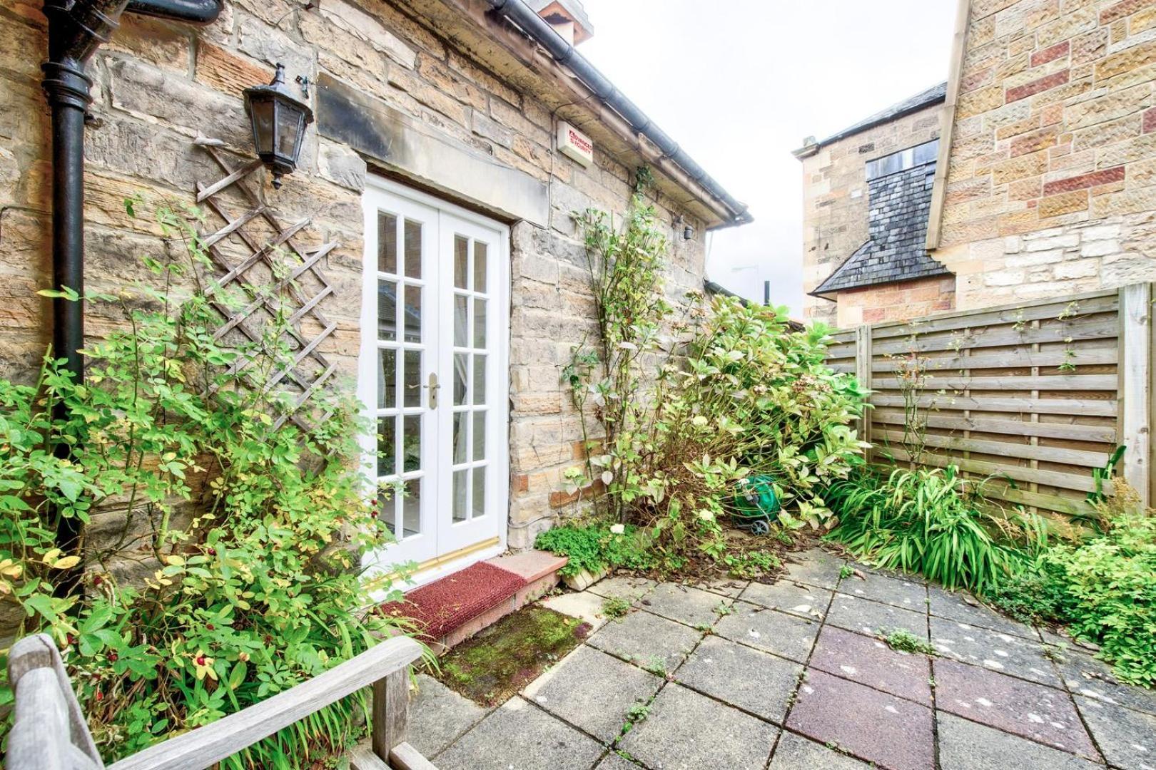 Guestready - Classic Charm Near Holyrood Park Édimbourg Extérieur photo